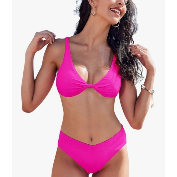NEW Woman's Knot Front Cheeky Bottom Bikini - Picture 1 of 14